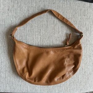 Madewell The Piazza Small Slouch Shoulder Bag
